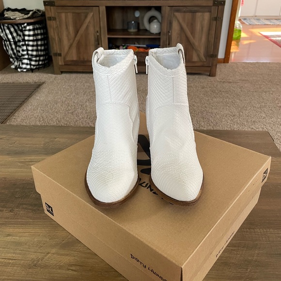 Dirty Laundry Cowboy Booties - Picture 3 of 6